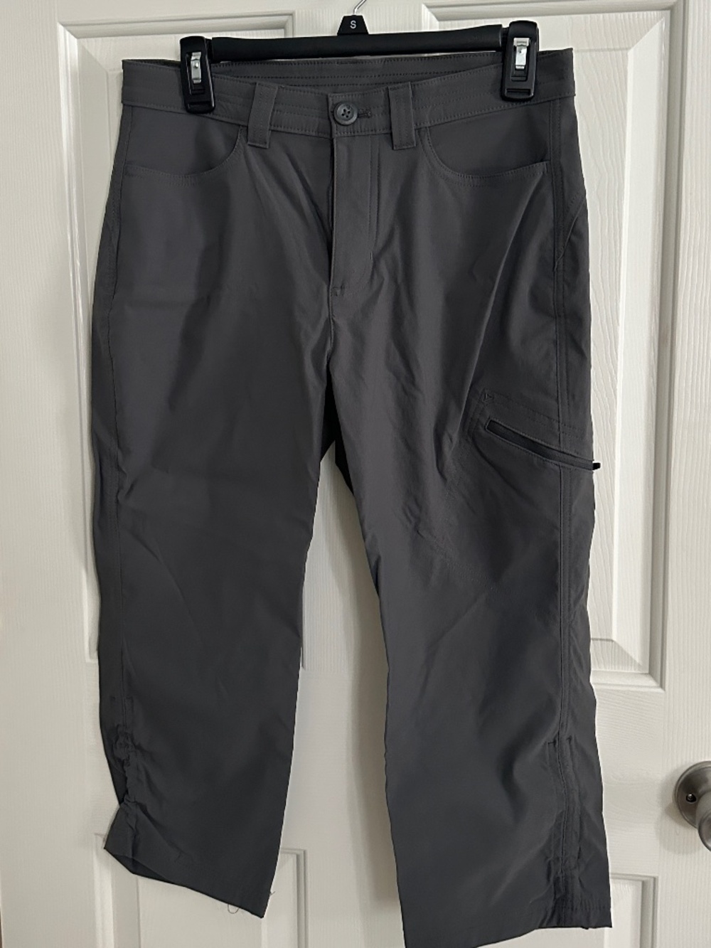 Eddie Bauer Ranier Capris - Gray Color - Women's  Size 8